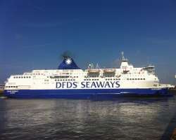 The Port of Calais is overlooked and maintained by two eminent companies in Calais named P&O Ferries and DFDS Seaways, these both companies operate th